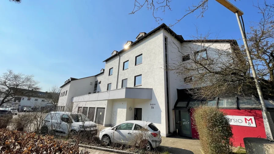 Seitenansicht  - Wohnung kaufen in Blaustein - Appartment mit 52,78 m² - Balkon & Stellplatz