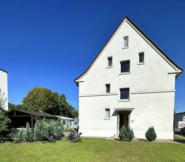 Außenansicht - Haus kaufen in Bielefeld - Wunderschönes Zweifamilienhaus in Bielefeld mit großem Garten und vielfältigen Nutzungsmöglichkeiten