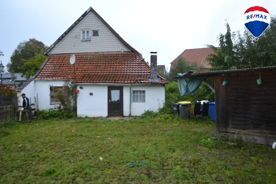 DSC_0494 - Haus kaufen in Brakel - Renovierungsbedürftiges Reihenhaus in Brakel-City mit eigenem Garten: Gestalten Sie Ihr Traumhaus!