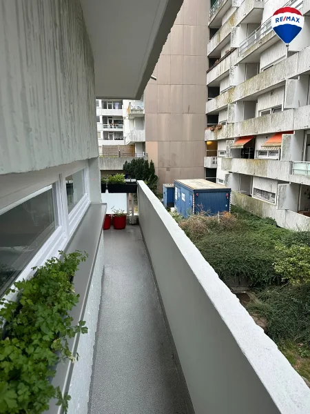  - Wohnung kaufen in Hamburg - Exklusive Eigentumswohnung mit Balkon in Hamburg-Niendorf zu Verkaufen!