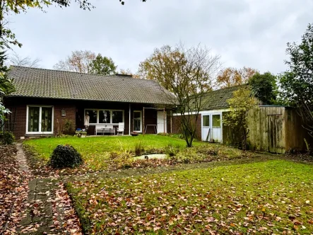 Ansicht - Haus kaufen in Rosendahl / Holtwick - Bungalow im Außenbereich von Ros.-Holtwick118 qm mit Ausbaureserve!