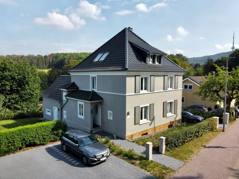 Außenansicht - Wohnung mieten in Bielefeld / Hoberge - Tolle Altbauwohnung mit großzügigem Balkon in bevorzugter Wohnlage BI-Hoberge