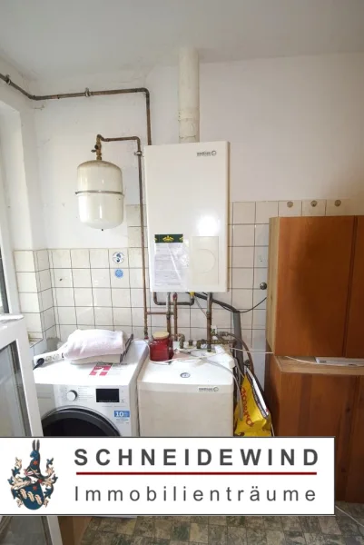 Gas Zentralheizung mit Warmwasserspeicher