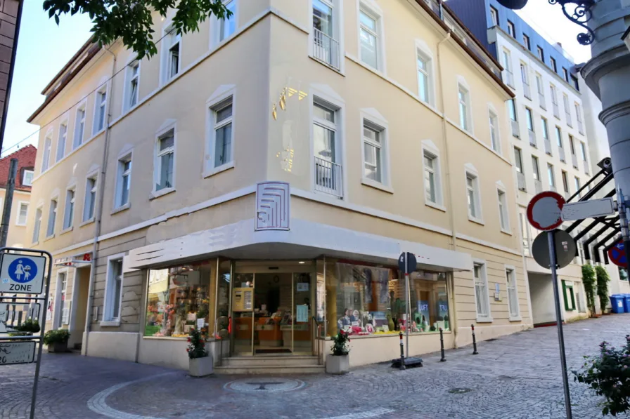 Aussenansicht - Büro/Praxis mieten in Baden-Baden - Praxisräume im Herzen von Baden-Baden