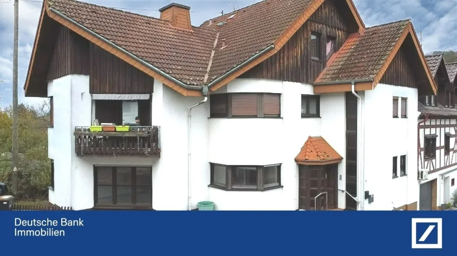 Süd Ansicht - Haus kaufen in Ulrichstein - Zweifamilienhaus auf Erbpachtgrundstück