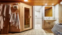 Sauna und Zugang zur Wellness-Dusche