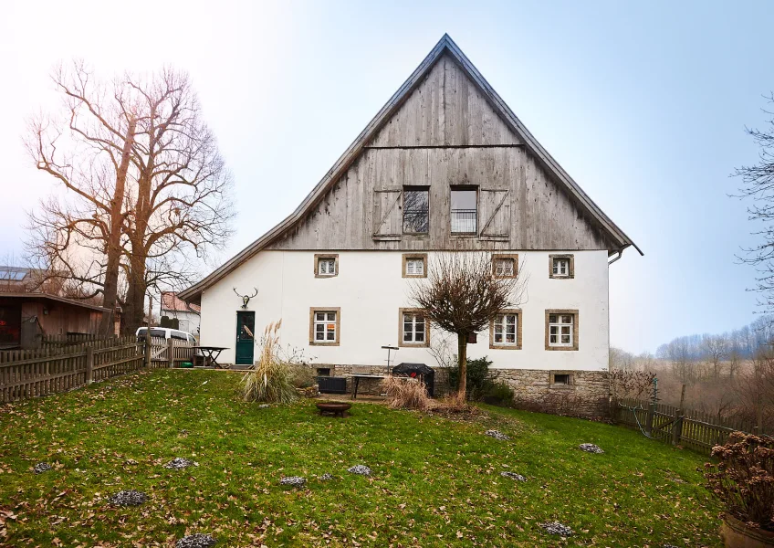 Die Gartenansicht der rechten Hälfte