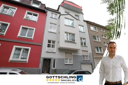 Titelbild - Wohnung kaufen in Essen - Lichtdurchflutete DG-Wohnung mit Balkon + Loggia und Einzelgarage in ruhiger Lage