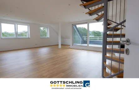 Titelbild - Wohnung mieten in Essen - Ideal für Zwei  -  Maisonette Wohnung im Zweifamilienhaus