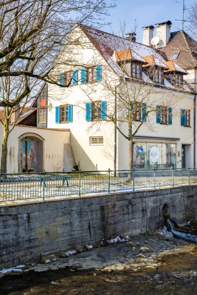 Außenansicht - Haus kaufen in Ottobeuren - Direkt am Klostergarten: Historisches Wohn- und Geschäftshaus