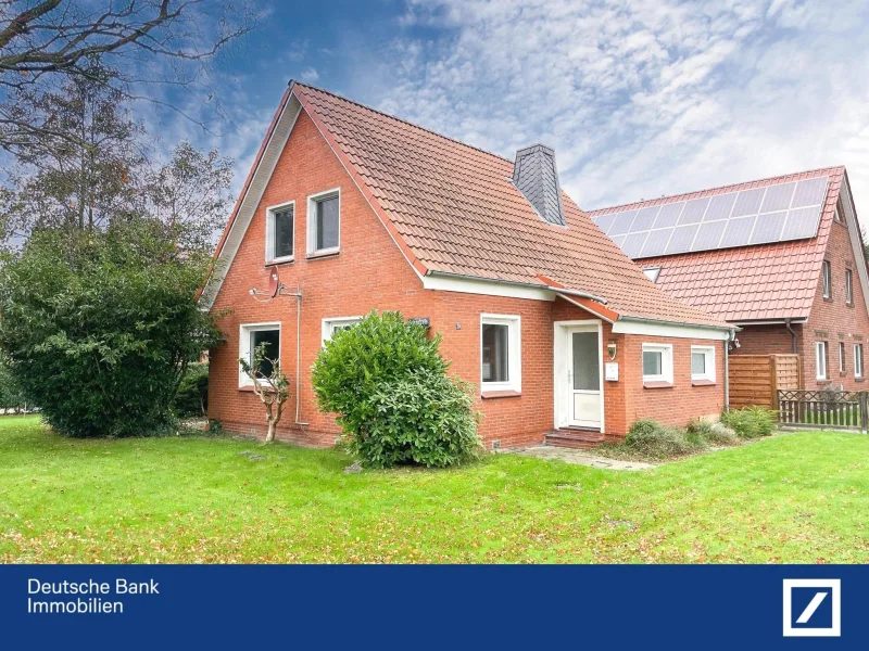 Straßenansicht_1 - Haus kaufen in Norden - Einfamilienhaus mit viel Potential in ruhiger Siedlungslage