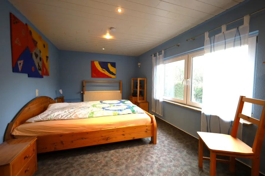 Großes Schlafzimmer