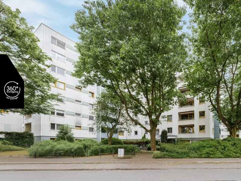 Straßenansicht - Wohnung kaufen in Köln / Junkersdorf - Köln-Junkersdorf: Großzügige Eigentumswohnung mit 2 Loggien, Aufzug und TG-Stellplatz