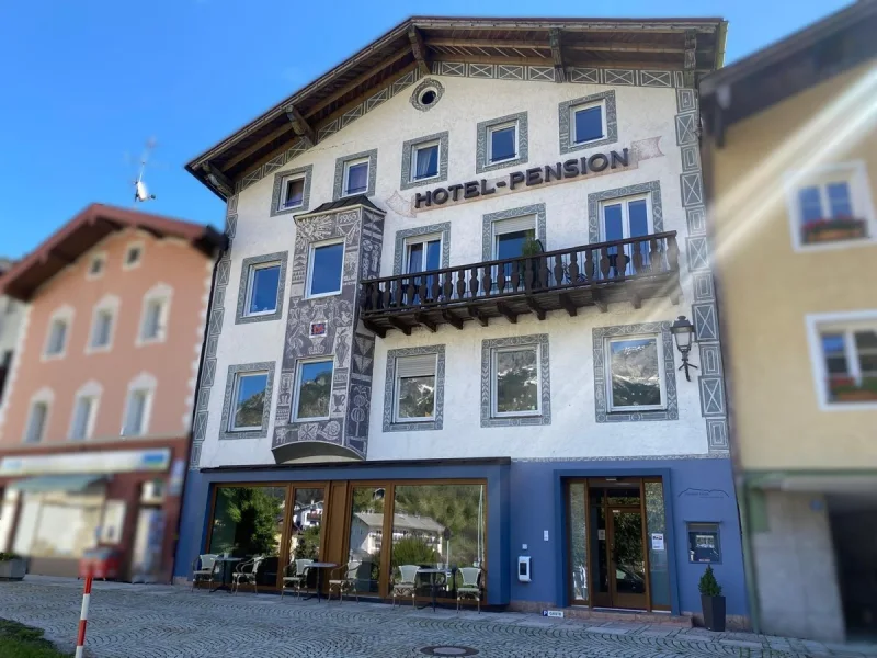 Titelbild - Gastgewerbe/Hotel kaufen in Marktschellenberg - *Neu renoviert* Wunderschöne ´Pension/Ferienwohnung`mit tollem Bergblick im Herzen Marktschellenbergs