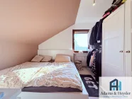 Schlafzimmer DG