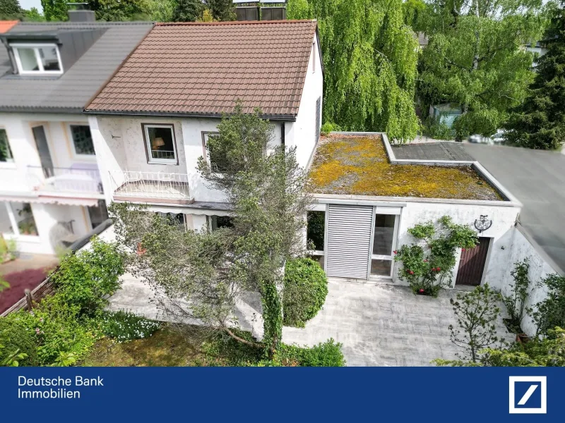 LB Gartenseite 1 - Haus kaufen in München - Toplage, REH mit viel Charme und Potential, sehr ruhig, toller eingewachsener Garten