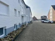 PKW Stellplatz vor dem Haus