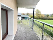 OG - Auf dem Balkon 