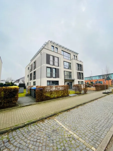 Außenansicht - Wohnung kaufen in Gelsenkirchen - RESERVIERT !!!*** Repräsentative Penthouse Wohnung mit Terrasse ***