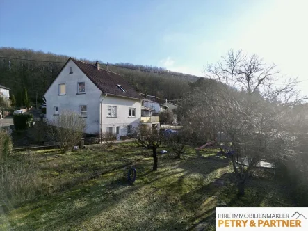 Garten - Haus kaufen in Hargesheim - ÜBER DEN DÄCHERN VON HARGESHEIM - EINZIEHEN, WOHLFÜHLEN UND GENIEßEN!