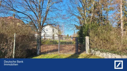 Eingang zum Baugrundstück - Grundstück kaufen in Bretzenheim - Attraktives Baugrundstück in Bretzenheim an der Nahe – Perfekt für Ihr Traumhaus!