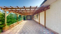 Carport/Garage