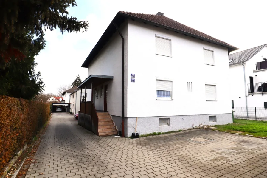 IMG_3379 - Haus kaufen in Ingolstadt - DHH für die junge Familie, mit Garten und 2 Stellplätzen in Ingolstadt