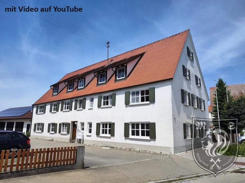 Ansicht - Haus kaufen in Holzheim - MFH mit Nostalgie – weniger als 2.000 €/m² Wohnfläche – in Holzheim