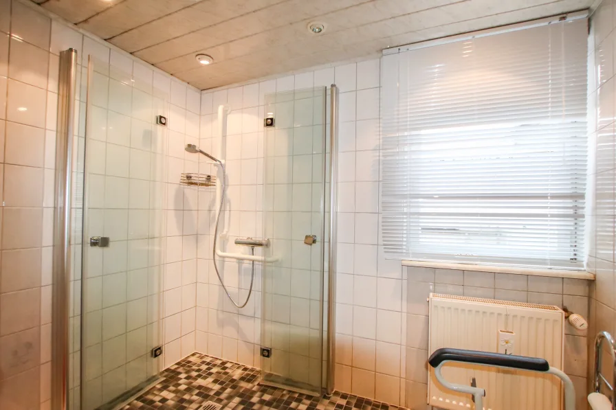 Badezimmer 2.jpg