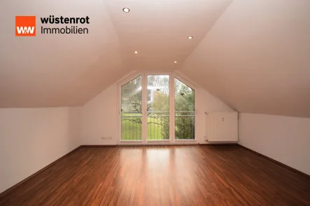  - Wohnung mieten in Hofbieber - Da möcht ich hin!   2 Zimmer im Dachgeschoss mit Küche inkl. Einbauküche und modernen Duschbad