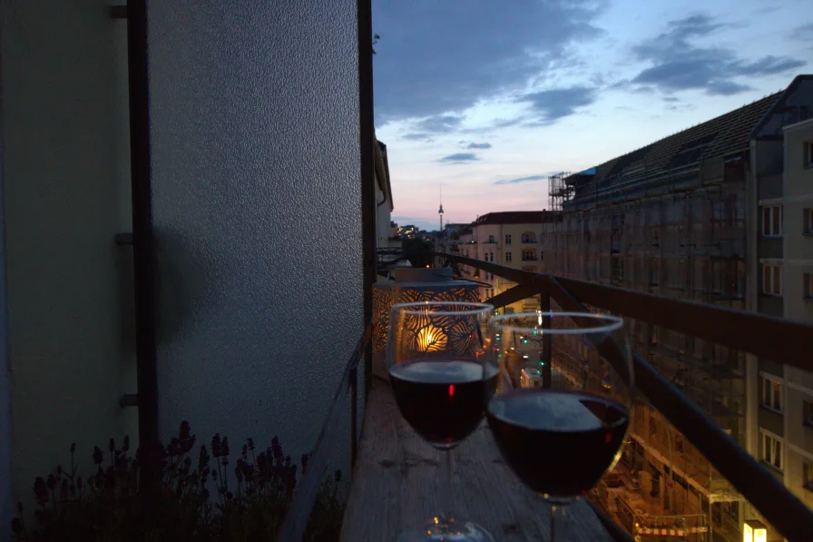 Balkon Blick zum Fernsehturm