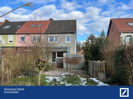 Immobilie - Haus kaufen in Oldenburg - Upgrade mich! Reihenendhaus mit Garage in Bürgerfelde!