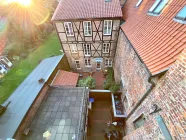 Blick auf Innenhof, Terrasse Büro 1.OG und Hinterhaus