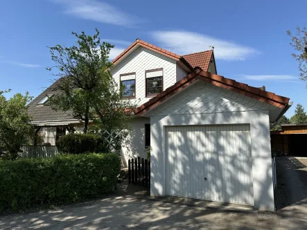 Seitenansicht_1 - Haus kaufen in Geestland / Langen - Vermietetes Zweifamilienhaus in toller Lage von Geestland-Langen