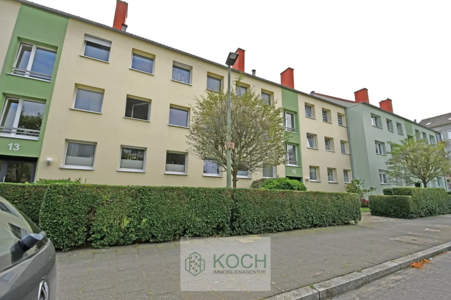 Ansicht - Wohnung kaufen in Bremerhaven / Geestemünde - Eigentumswohnung in Geestemünde mit Balkon zwischen Holzhafen und Hauptbahnhof