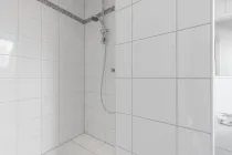 Dusche im Gäste-WC