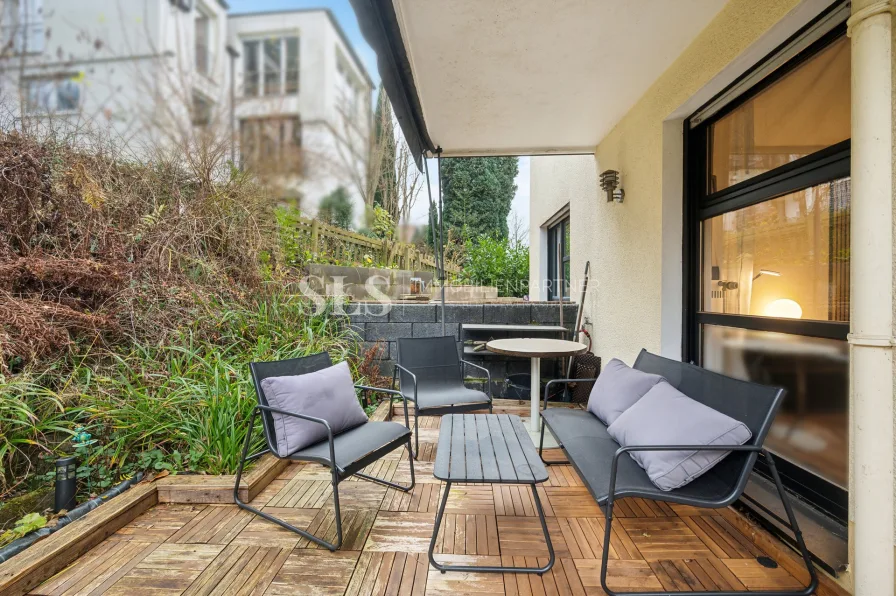 Terrasse - Wohnung kaufen in Witten - Terrasse inklusive: Gut vermietetes Apartment mit Garage in renoviertem Zustand in Witten-Mitte