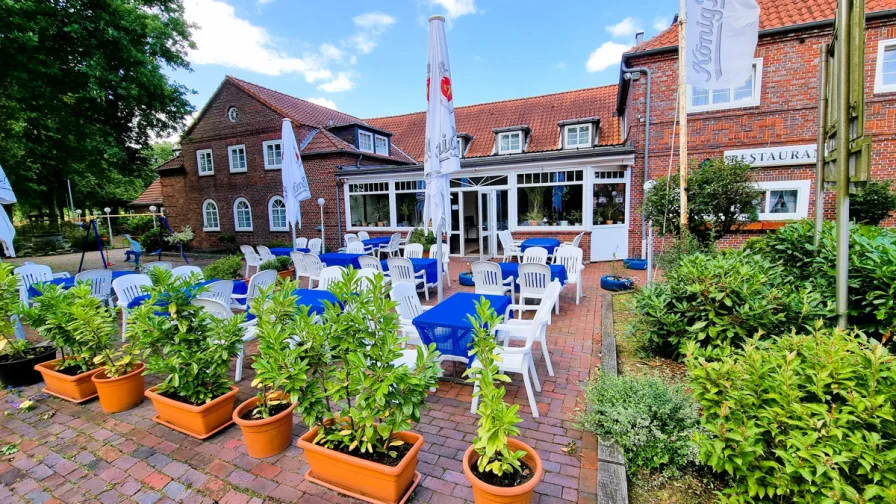 Außenansicht - Gastgewerbe/Hotel mieten in Wiesmoor - Zu verpachten: Ostfriesisches Traditionshaus