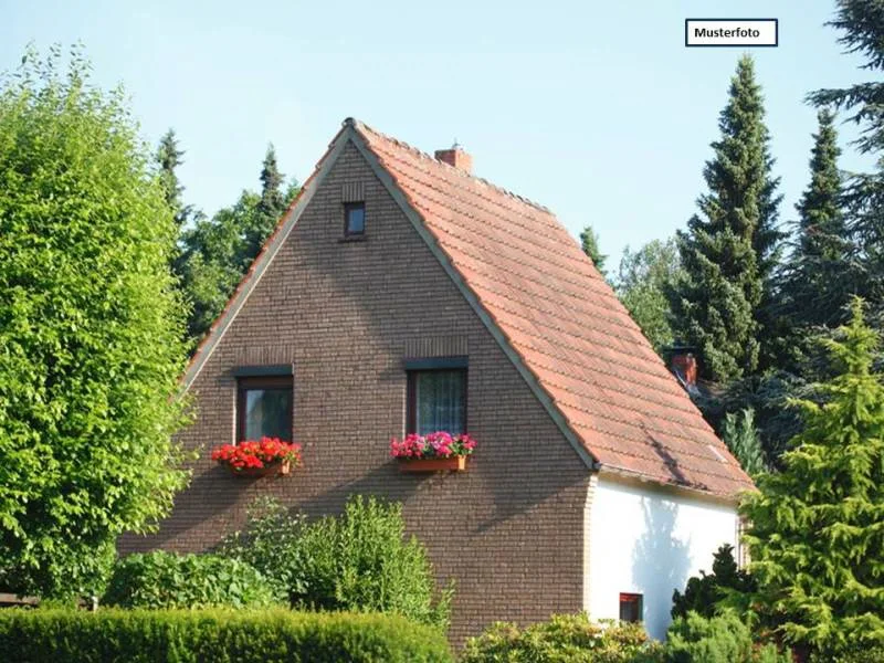 gepflegtes_EFH_1_Musterfoto - Haus kaufen in Eppelborn - Einfamilienhaus in 66571 Eppelborn, Dirminger Str.