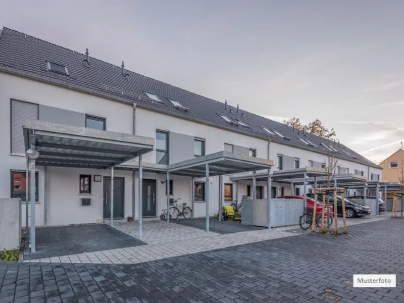 gepflegtes_EFH_1_Musterfoto - Haus kaufen in Waldkirch - Zweifamilienhaus in 79183 Waldkirch, An der Halde