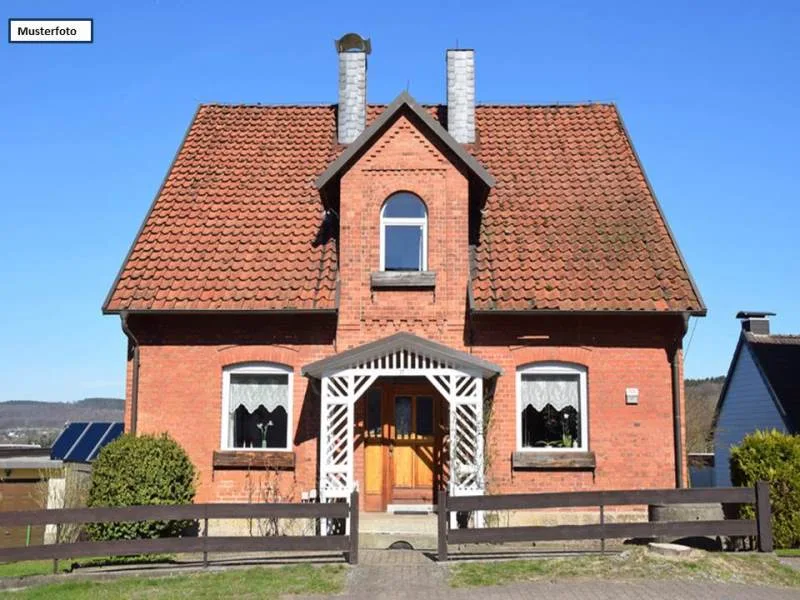 attraktives_EFH - Haus kaufen in Warstein - Zweifamilienhaus in 59581 Warstein, Belecker Landstr.