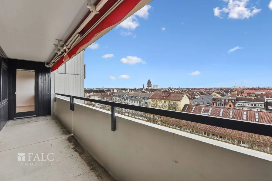 Toller Blick über Karlsruhe - Wohnung kaufen in Karlsruhe - Toll geschnittene 4-Zimmer-Wohnung im 7. OG mit Blick über Karlsruhe