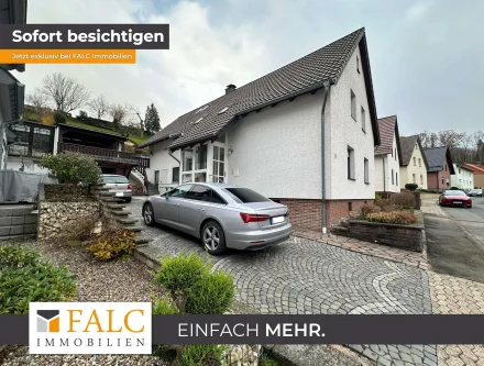 Titelbild - Haus kaufen in Duderstadt - ***Zweifamilienhaus mit Charme - Ihr neues Zuhause***