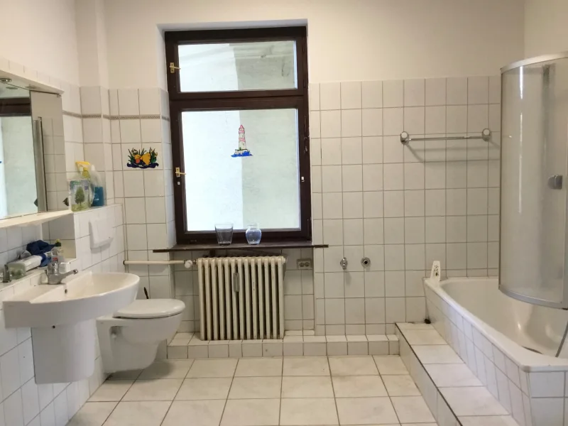 Badezimmer Ansicht2