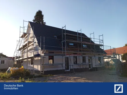 Bautenstandsfoto - Haus kaufen in Neukloster - Einziehen und Wohlfühlen... Neue Doppelhäuser in traumhaft ruhiger Lage von Neukloster