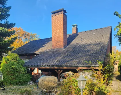 Vorderseite - Haus kaufen in Wedel - Ihr neues Zuhause im grünen Wedel