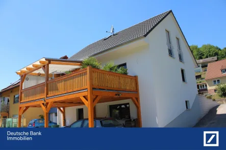  - Haus kaufen in Eschau - Ihr neues Zuhause: sehr schönes Einfamilienhaus  mit idyllischem Garten in Hobbach 