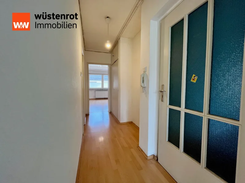 Flur - Wohnung kaufen in Mannheim / Lindenhof - Begehrte Lage!!!! 1-Zimmer-Wohnung mit Balkon in Mannheim Lindenhof